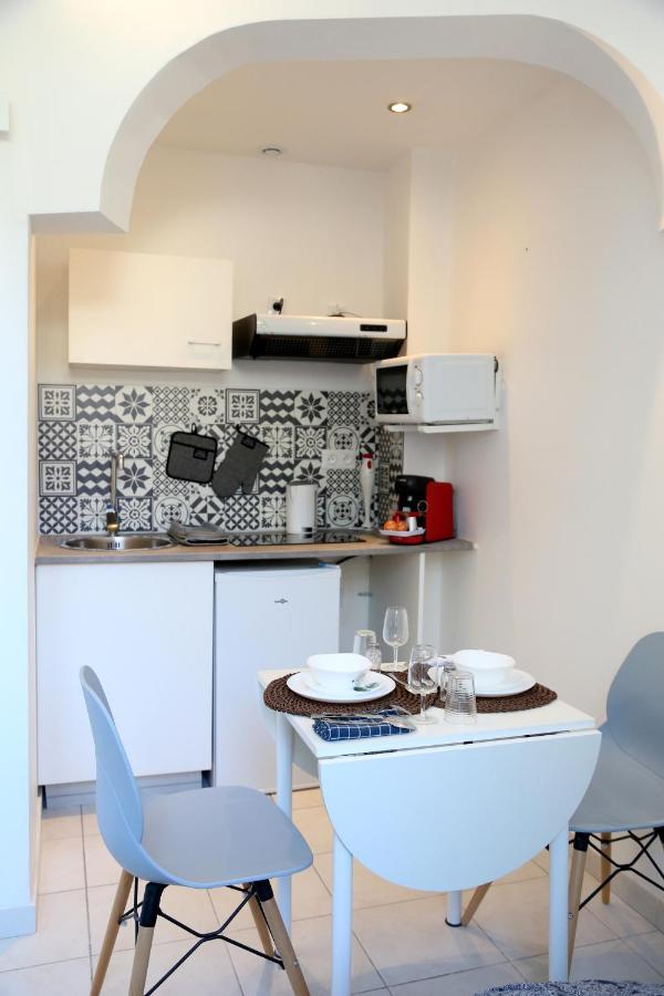 Pluton Apartment Сен-Кантен Екстериор снимка